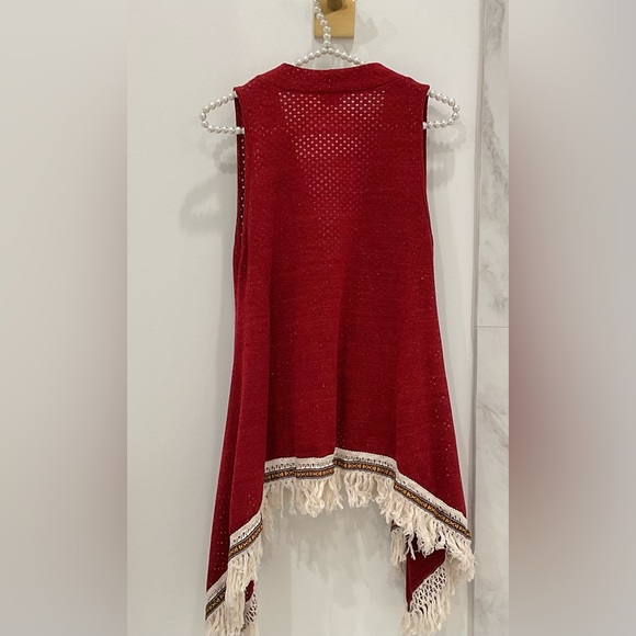 🔴CARDIGAN SWEATER VEST🔴 - Picture 2 of 9